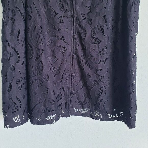 Torrid Black Lace Ruffle Strap Crop Tank - Picture 3 of 10